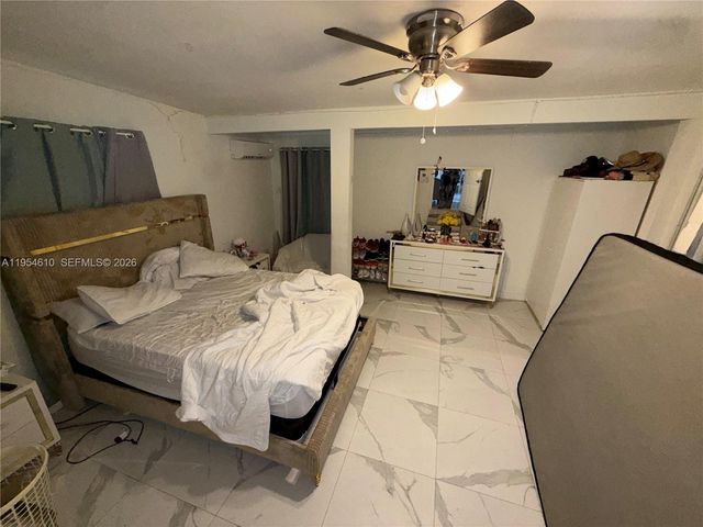 1041 NW 30th St, Miami, FL 33127