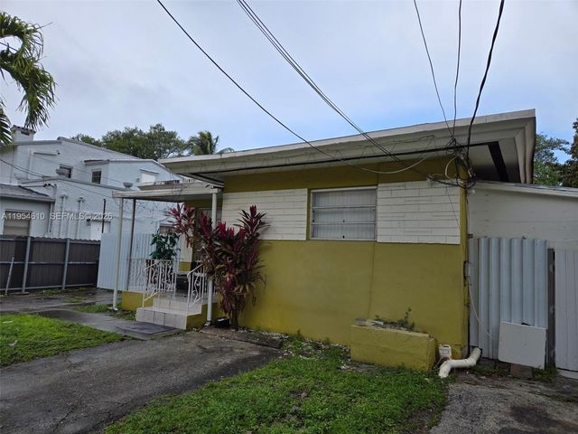 1041 NW 30th St, Miami, FL 33127