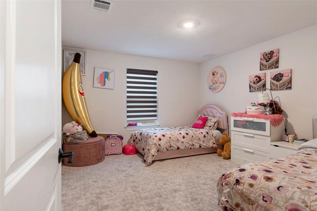 682 Two Creeks LN, Austin, TX 78737