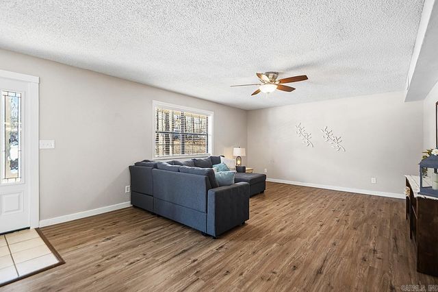 2624 White Tail, Benton, AR 72019