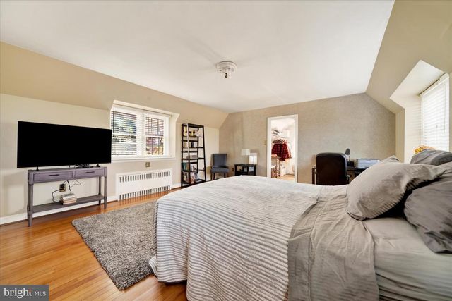 1711 ALSACE RD, Reading, PA 19604