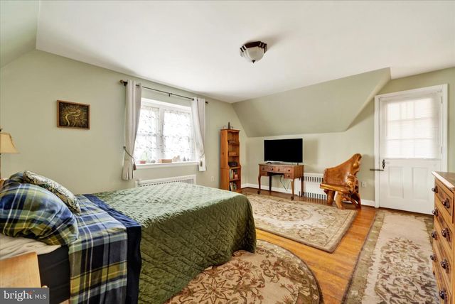 1711 ALSACE RD, Reading, PA 19604