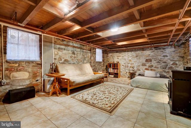 1711 ALSACE RD, Reading, PA 19604