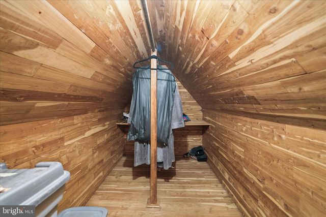 1711 ALSACE RD, Reading, PA 19604