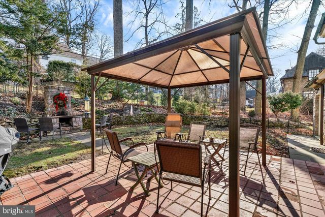 1711 ALSACE RD, Reading, PA 19604