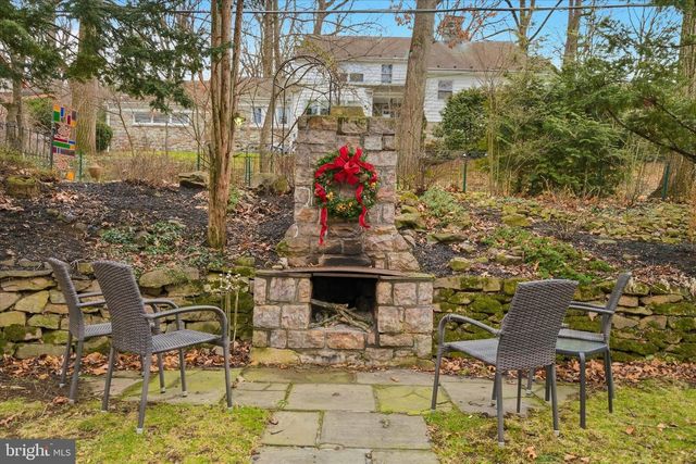 1711 ALSACE RD, Reading, PA 19604