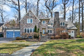 1711 ALSACE RD, Reading, PA 19604