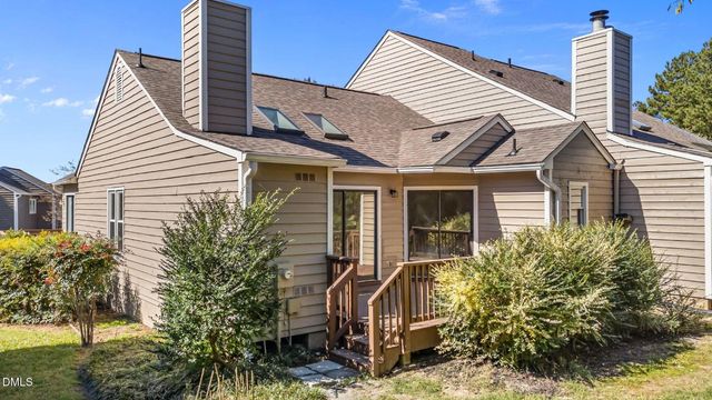 7 Applewood Square, Durham, NC 27713