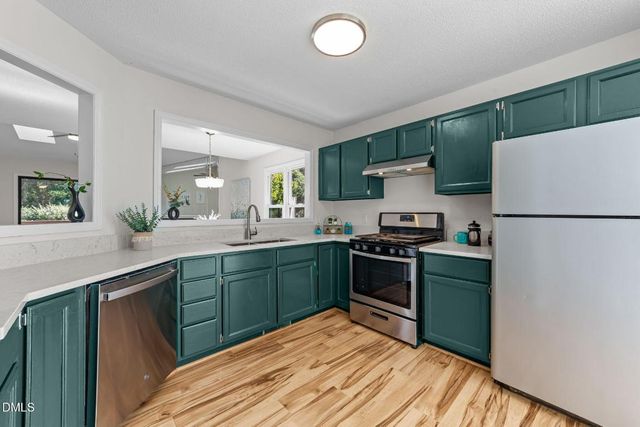 7 Applewood Square, Durham, NC 27713