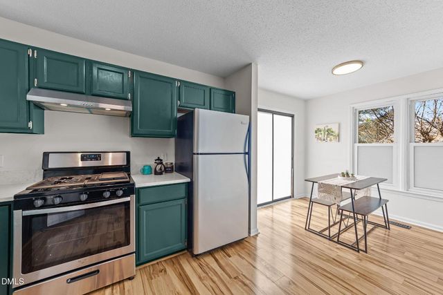 7 Applewood Square, Durham, NC 27713