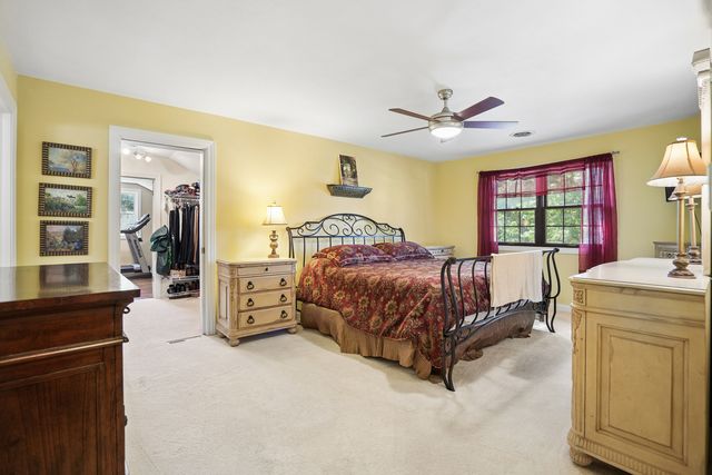 4340 Edwards Court, Davenport, IA 52807