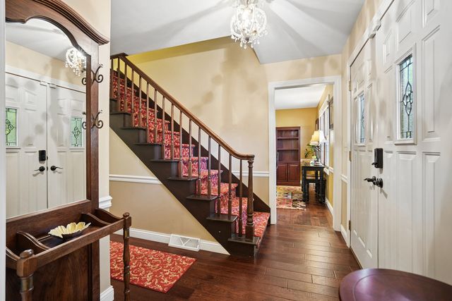 4340 Edwards Court, Davenport, IA 52807