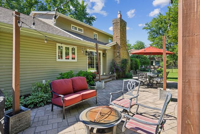 4340 Edwards Court, Davenport, IA 52807