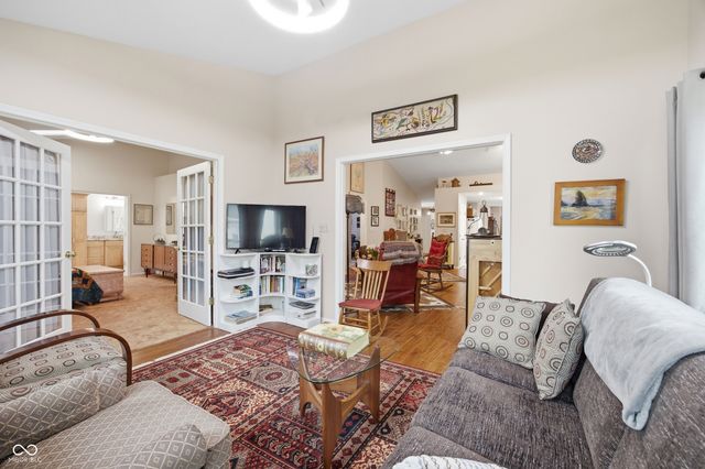 7353 Brackenwood Circle S, Indianapolis, IN 46260