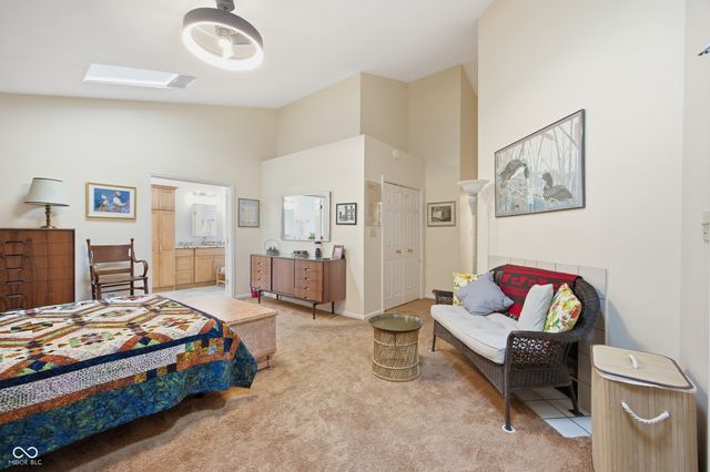 7353 Brackenwood Circle S, Indianapolis, IN 46260