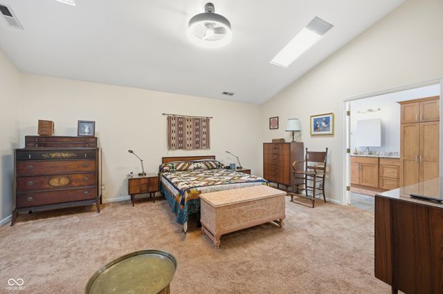 7353 Brackenwood Circle S, Indianapolis, IN 46260