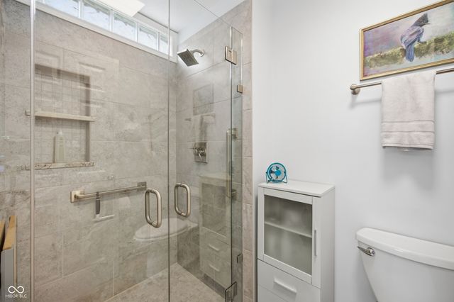 7353 Brackenwood Circle S, Indianapolis, IN 46260