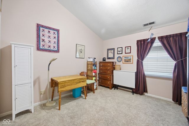 7353 Brackenwood Circle S, Indianapolis, IN 46260