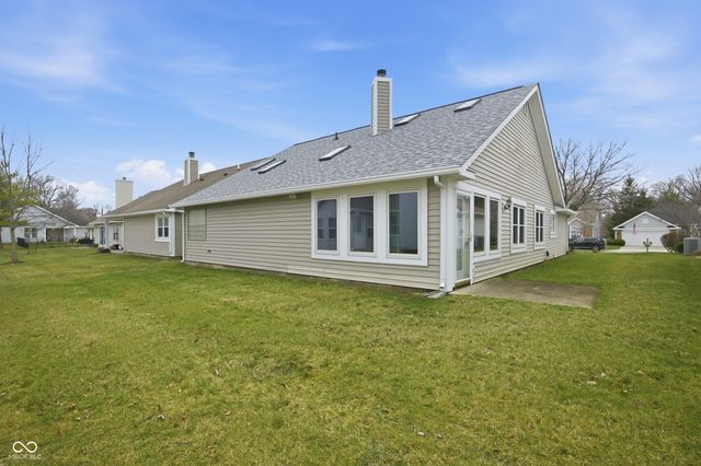 7353 Brackenwood Circle S, Indianapolis, IN 46260