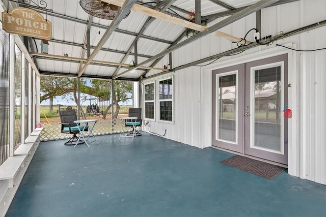 5593 WESTLAKE Dr, Sandia, TX 78383