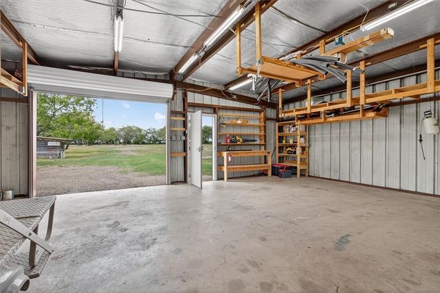 5593 WESTLAKE Dr, Sandia, TX 78383