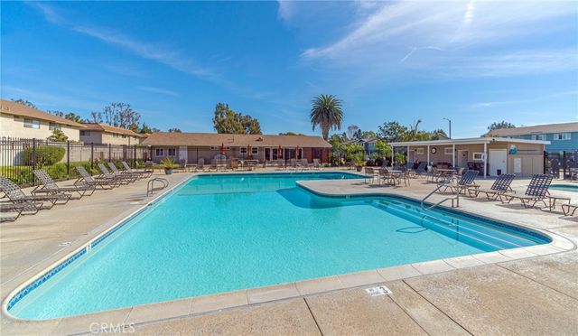 19760 Kingswood, Huntington Beach, CA 92646