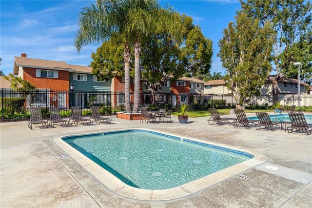 19760 Kingswood, Huntington Beach, CA 92646