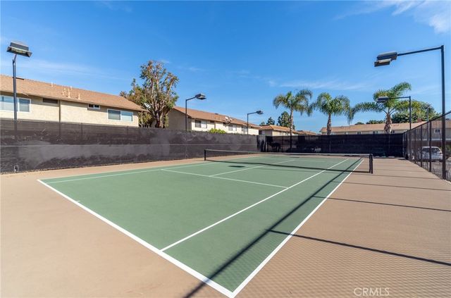 19760 Kingswood, Huntington Beach, CA 92646