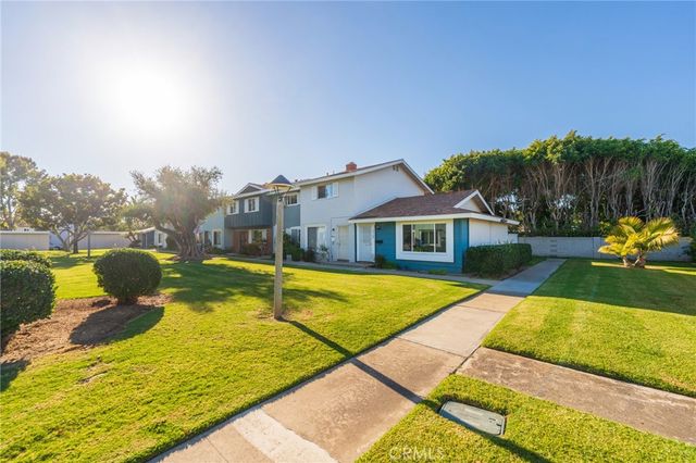 19760 Kingswood, Huntington Beach, CA 92646