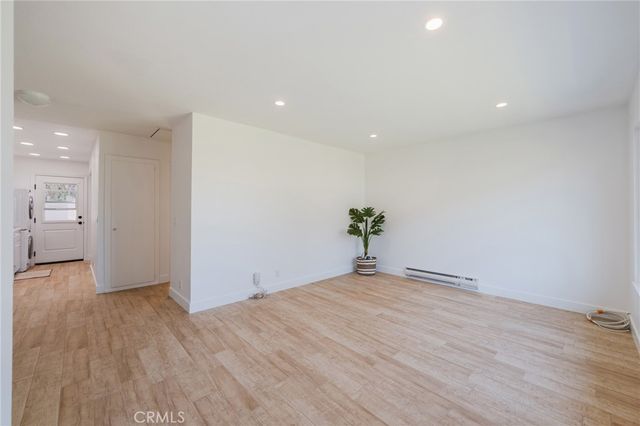 19760 Kingswood, Huntington Beach, CA 92646