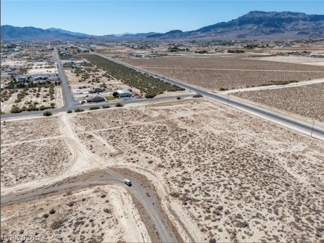 920 West Badger Circle, Pahrump, NV 89060