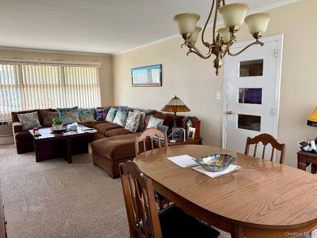 530 Colonade Road, West Hempstead, NY 11552