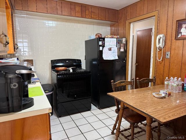 530 Colonade Road, West Hempstead, NY 11552