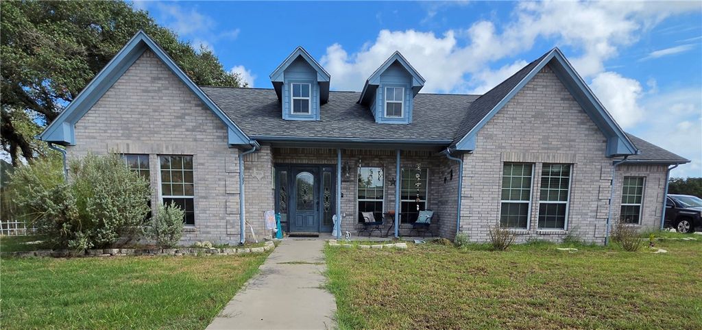 111 Paso Madera, Rockport, TX 78382 — exterior