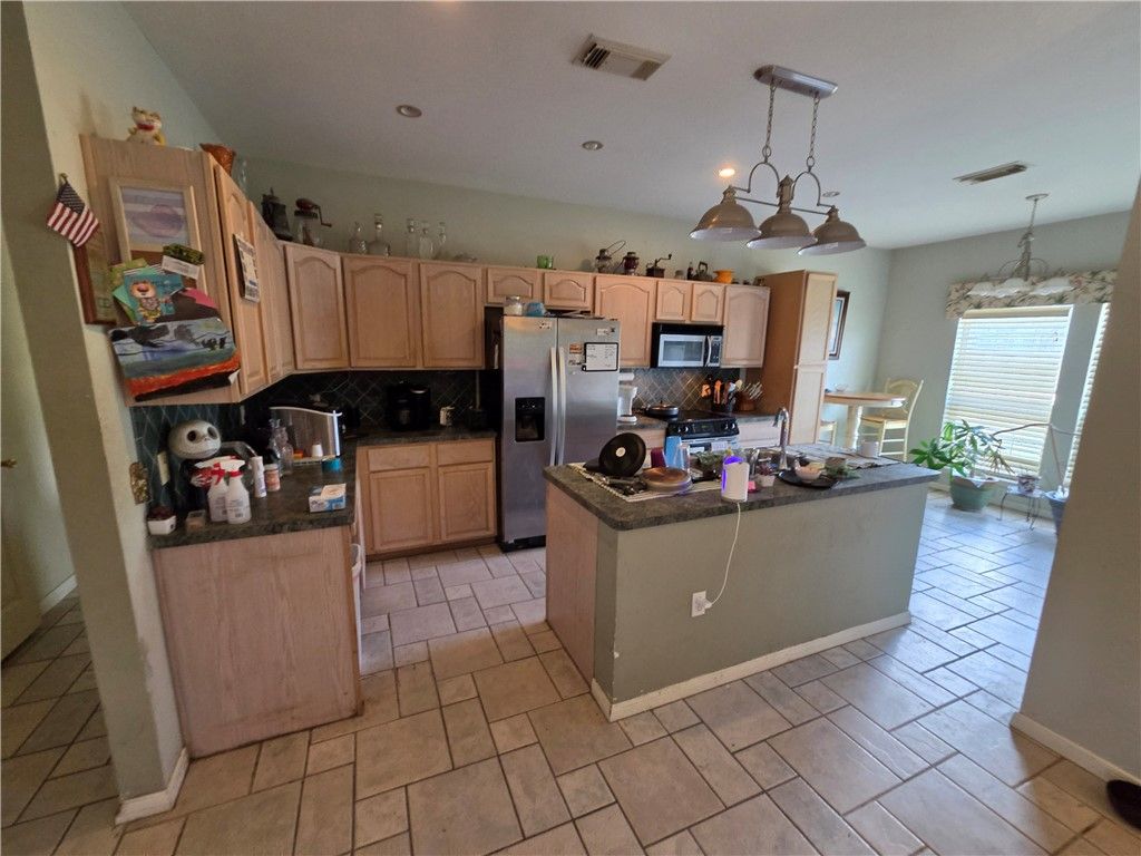 111 Paso Madera, Rockport, TX 78382 — photo 3