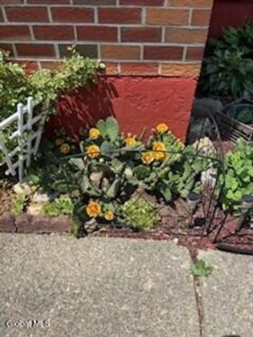 4 Bechard Lane, Waterford, NY 12188