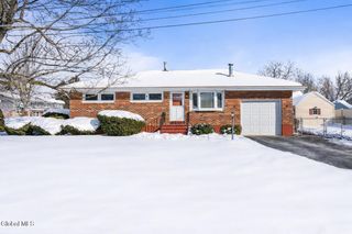 4 Bechard Lane, Waterford, NY 12188