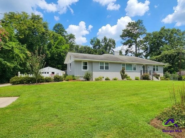 660 Forest Hill Rd, Macon, GA 31210