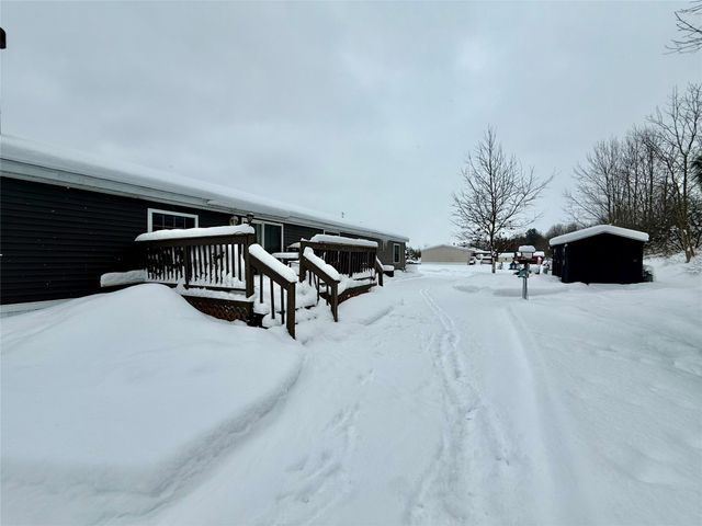 11682 ROUTE 97 N 185, Waterford, PA 16441