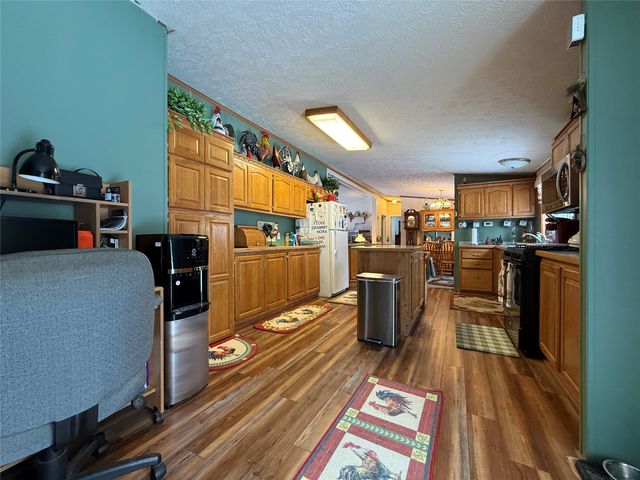 11682 ROUTE 97 N 185, Waterford, PA 16441