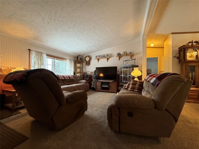 11682 ROUTE 97 N 185, Waterford, PA 16441