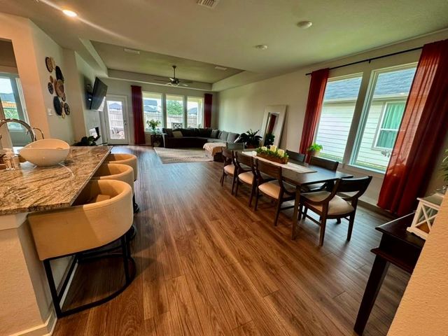 7511 Rainflower Field Drive, Cypress, TX 77433