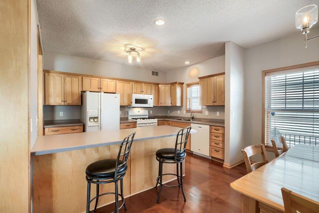 2755 Faulkner Drive, Chaska, MN 55318