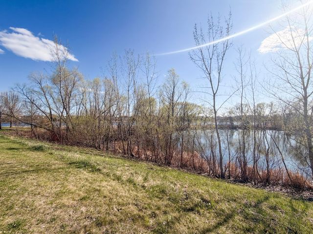 2755 Faulkner Drive, Chaska, MN 55318