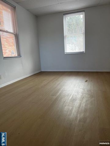 440 Highland Avenue 440, Palisades Park, NJ 07650