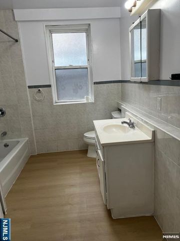 440 Highland Avenue 440, Palisades Park, NJ 07650