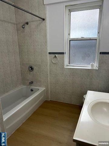 440 Highland Avenue 440, Palisades Park, NJ 07650