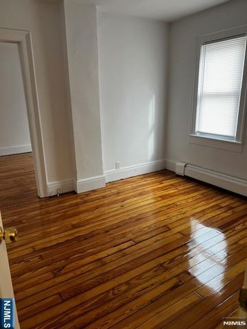 440 Highland Avenue 440, Palisades Park, NJ 07650