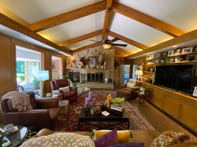 400 Neill Road, Helena, AR 72342