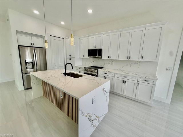 2706 Floyd AVE S, Lehigh Acres, FL 33976